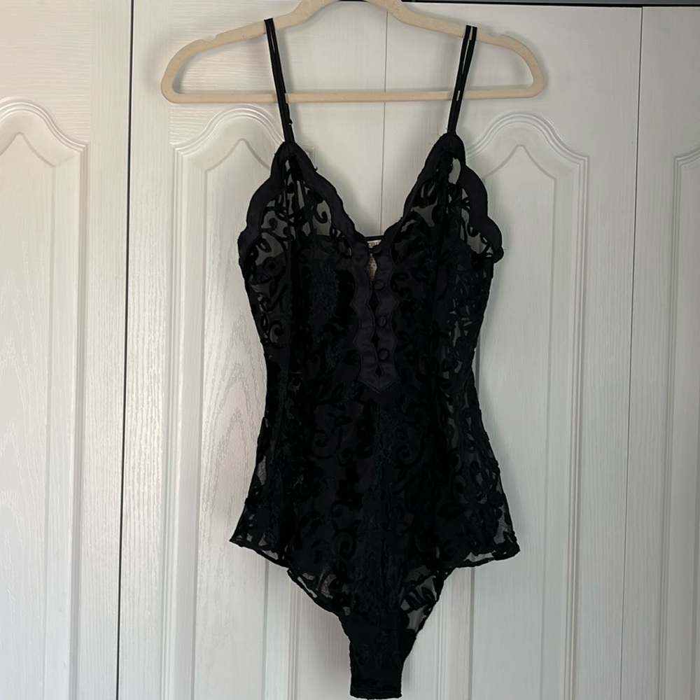 Vintage Gold Label Victoria’s Secret Bodysuit Teddy.  Black. Size Small